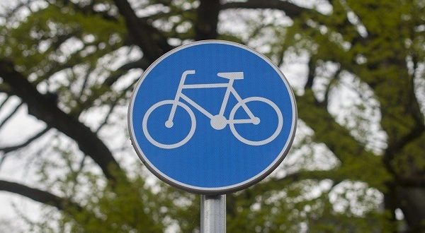 Señalización del carril bici: aspecto y normas