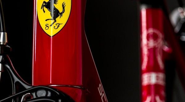 La moto Ferrari: tipos, pros y contras