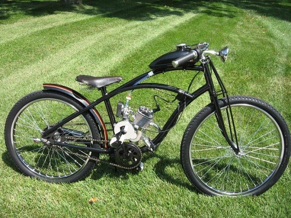 características de una bicicleta con motor de gasolina