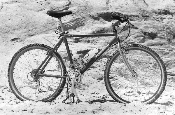 la primera bicicleta de montaña